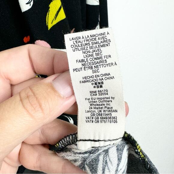 Free People Bella Floral Print Boho Bell Sleeve Tunic Mini Dress Black Combo S - Picture 11 of 11